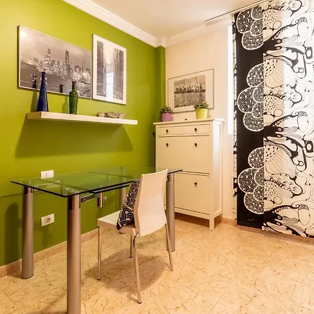 2 Bdr Wifi 4pax Apartment *